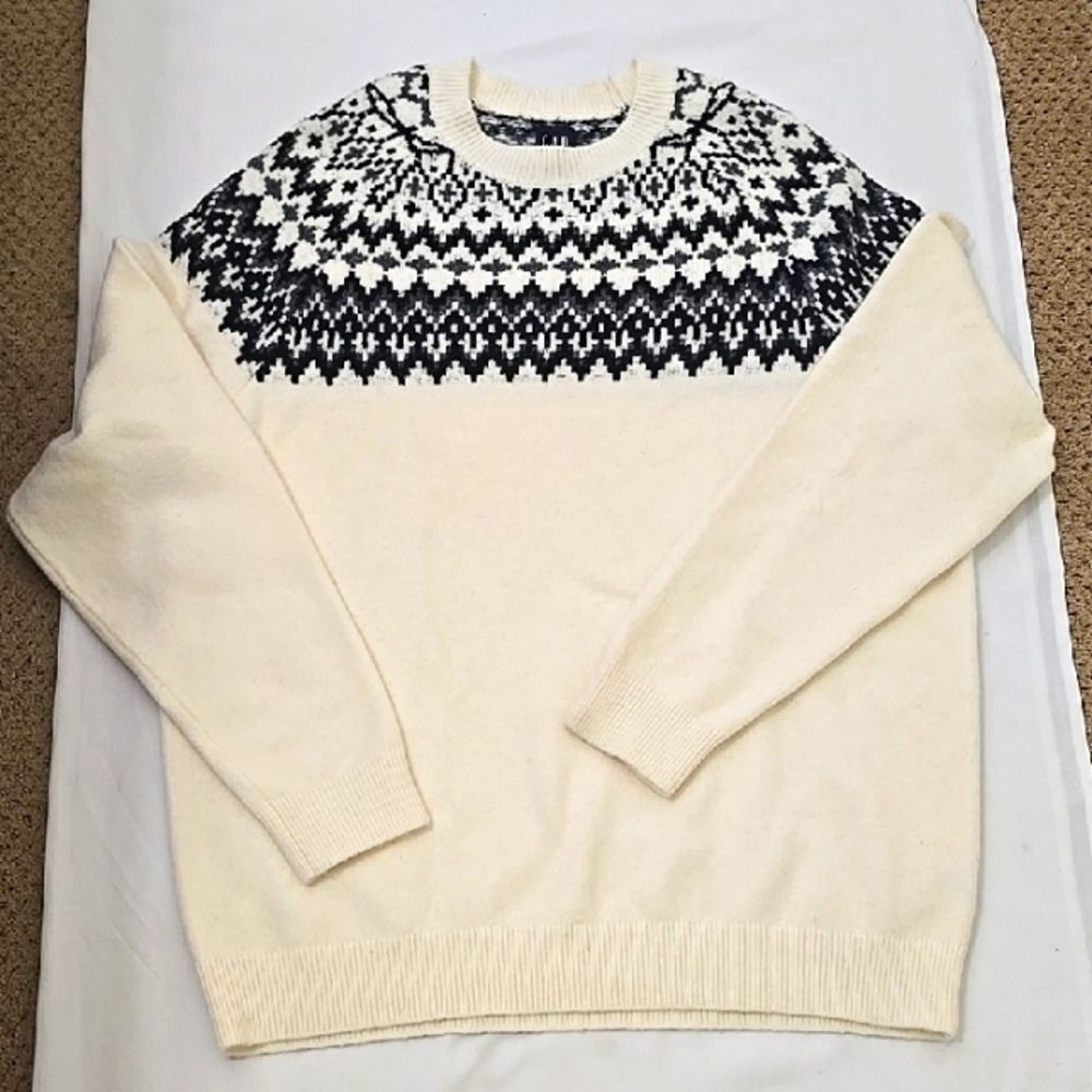 Gap RECYCLE, FAIR ISLE‎ Cream and Black Sweater XL